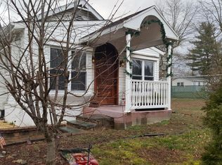 315 Crestview Ave, Blackwood, NJ 08012