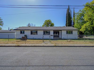 1751 Howard St, Anderson, CA, 96007