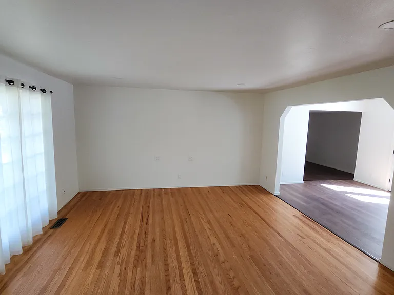 959 Chandler Ct — Photo 3