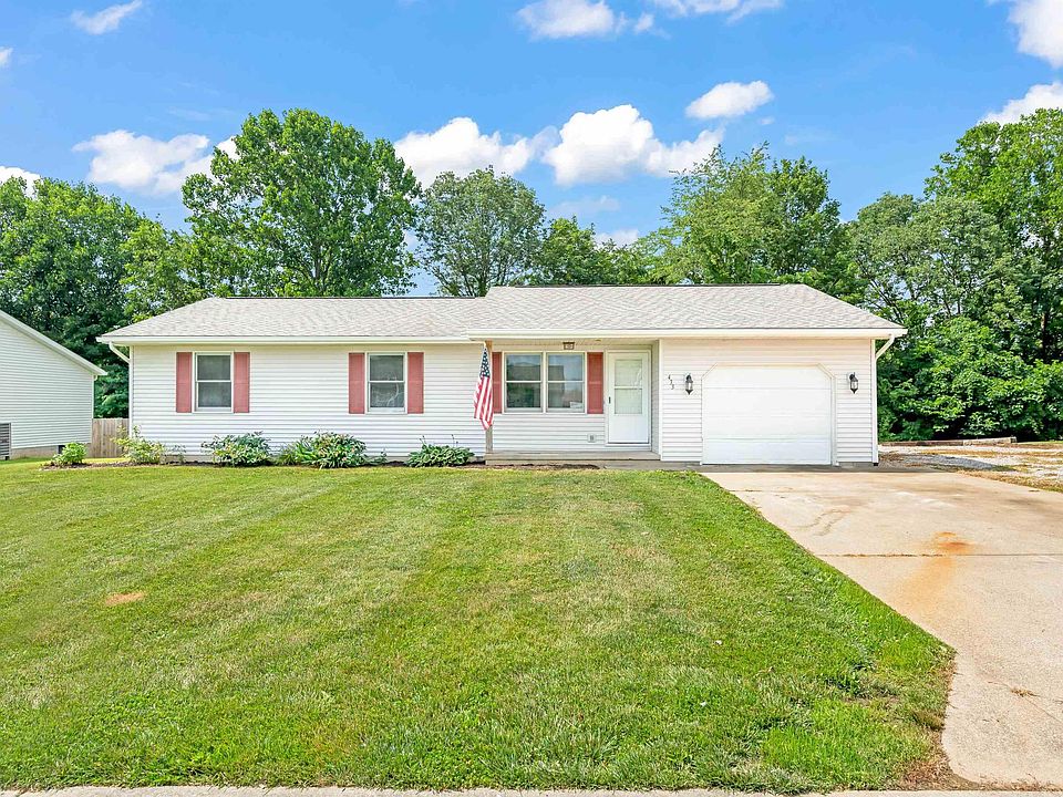 1st image of 433 W Blackfoot Dr