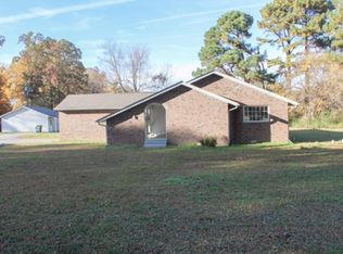 14 Sharon Rd, Jackson, TN 38305