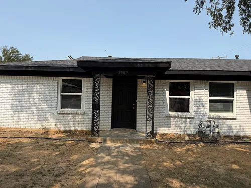 2502 Normont Cir Photo 1