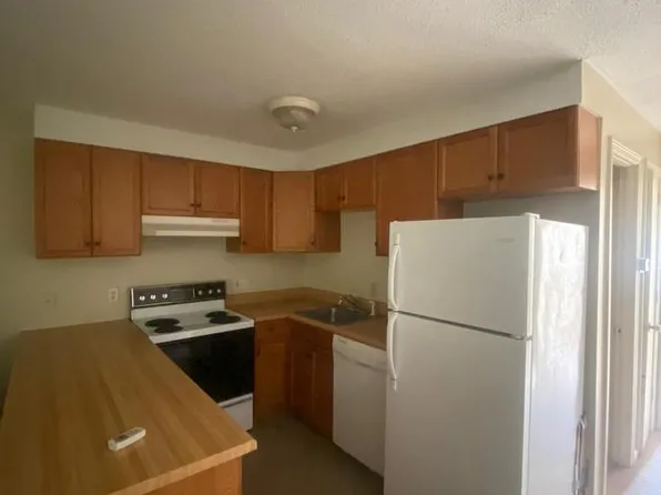 203 Regan Rd, Vernon Rockville, CT