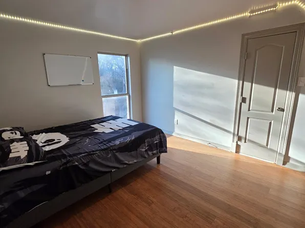 (undisclosed Address), Cedar Hill, TX 75104