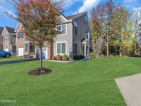 4th image of 25 Ironwood Court