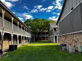 Villa Creek