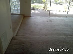 5th image of 308 Kent Dr