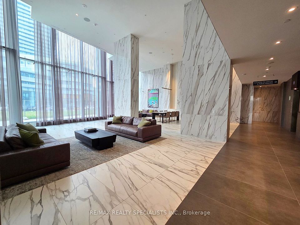 1st image of 448 Burnhamthorpe Rd W #527