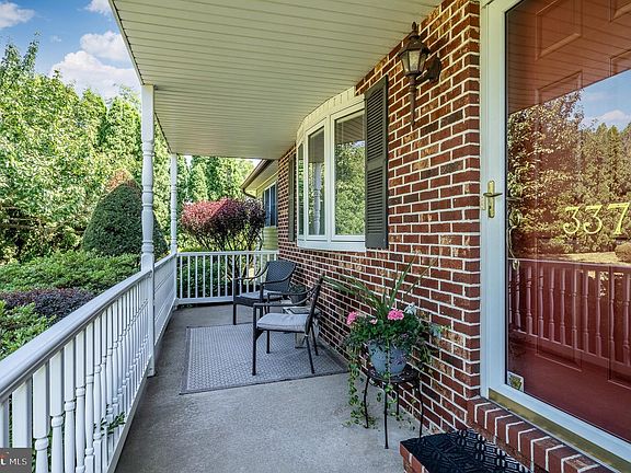 5th image of 337 Ontelaunee Dr