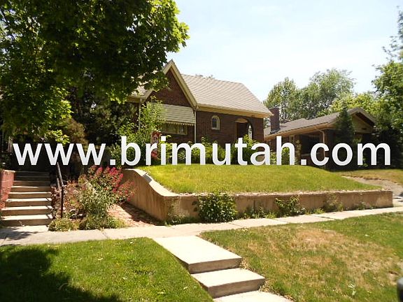 5th image of 2479 S Douglas St
