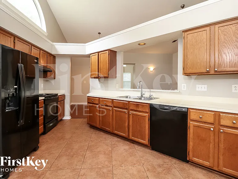 13224 Greycrest Dr — Photo 6