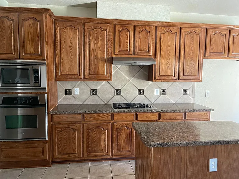 332 Kansas Trl — Photo 26