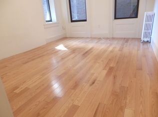 500 W 48th St APT 2RS, New York, NY 10036