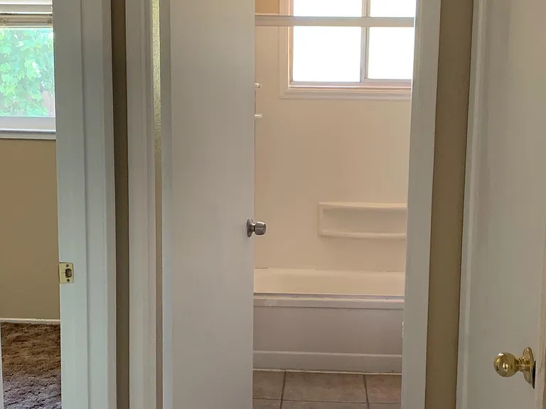 10451 Buena Plaza Cir — Photo 11