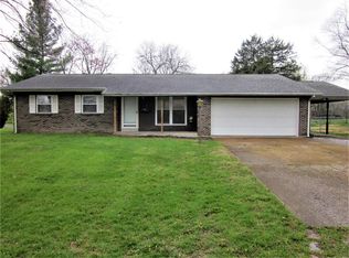 1 Edgewood Ct, Freeburg, IL