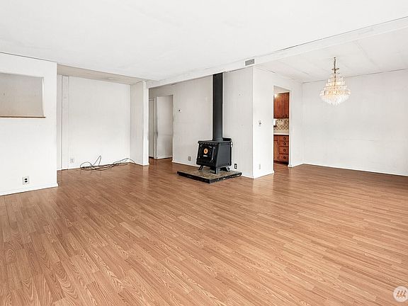 4th image of 15324 50th Street E #32