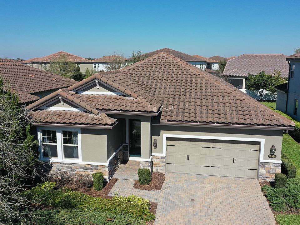 1st image of 10926 Citron Oaks Dr