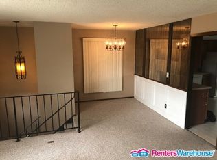 2175 Silver Lake Rd NW, New Brighton, MN 55112