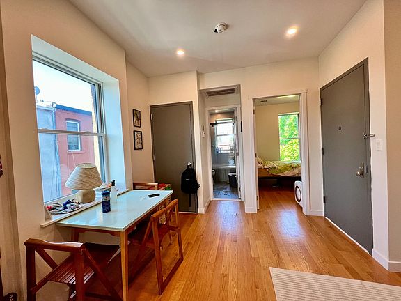3rd image of 1390 Bedford Ave #4