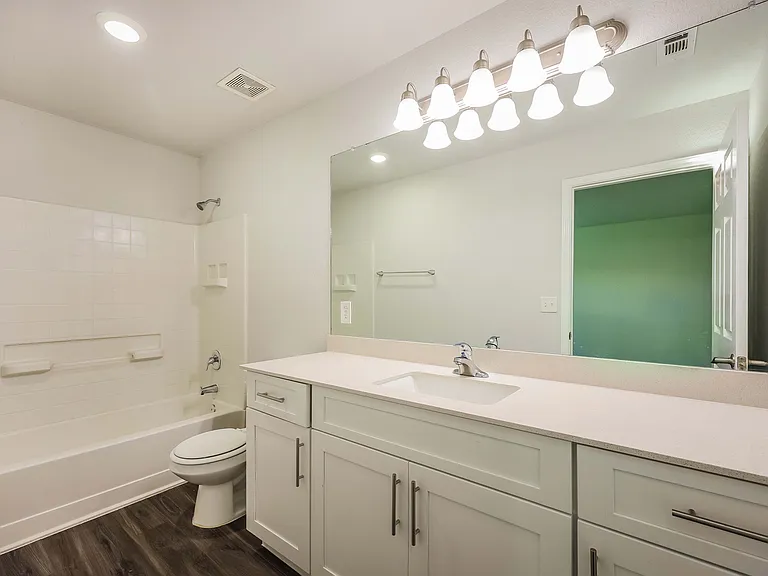 7610 Cypress Vine — Photo 23