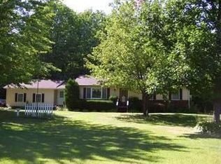 5970 Madison Rd, Thompson, OH 44086