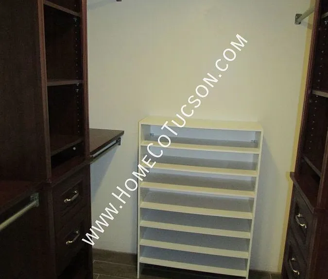 3668 N Royal Prince Ct — Photo 17
