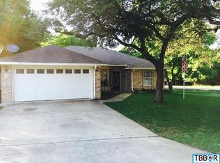 2 Coyote Ct, Morgans Pt Resort, TX 76513