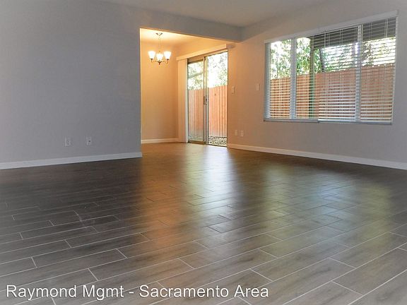 2nd image of 2336 Villanova Cir APT 08