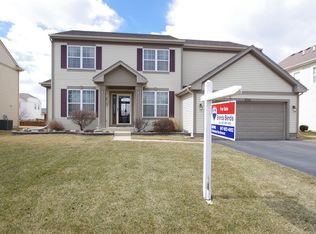 9361 Diana Ln, Huntley, IL