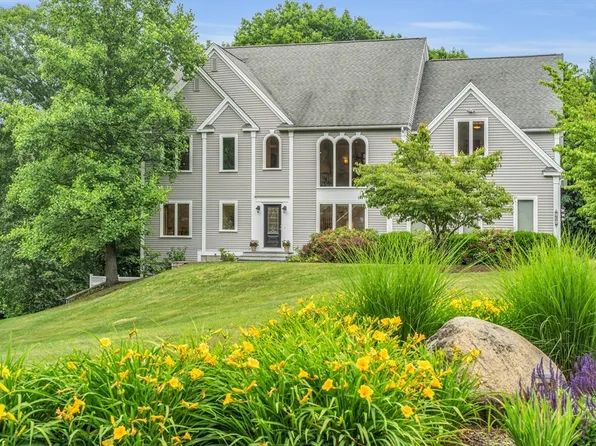 191 Fox Run Rd, Bolton, MA 01740