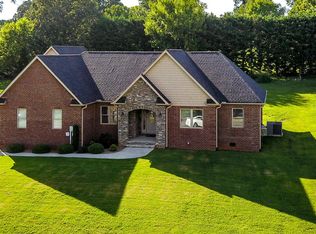 579 Carpenters View Dr, Maryville, TN 37801