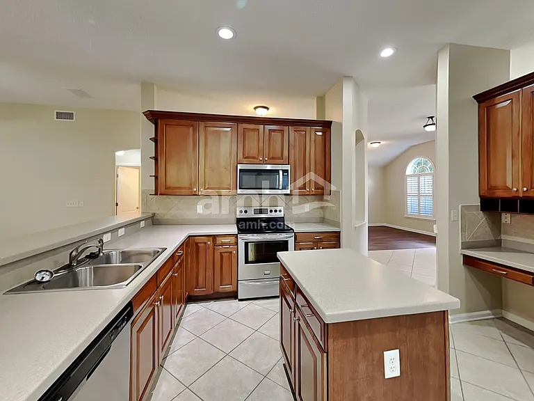 1224 Belhaven Ln — Photo 5