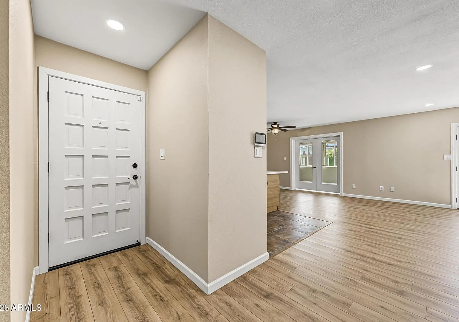Fully Remodeled 4 Bedroom, 2 Bath In Phoenix! — Photo 2
