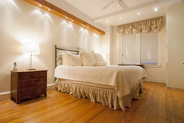 Rented by WAM Partners - William Moses Co. | media 42