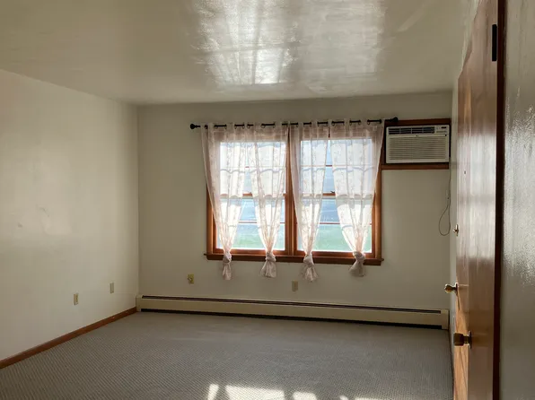 1413 Stevenson Rd #4, Masury, OH 44438