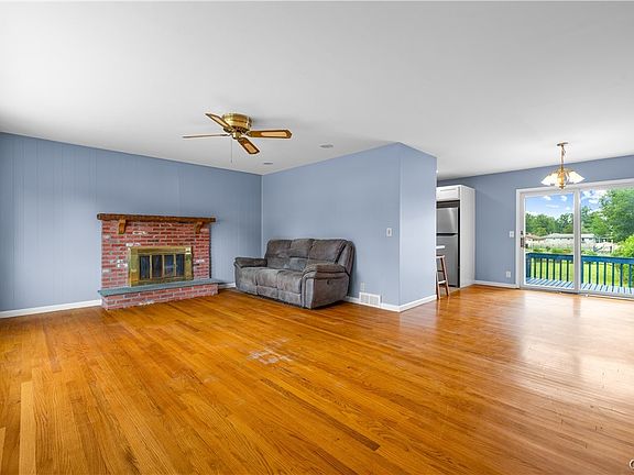 4th image of 6350 Karlen Rd