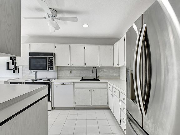 5th image of 30 Westgate Lane #B