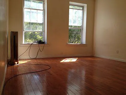 Rented by Nooklyn NYC LLC | media 51