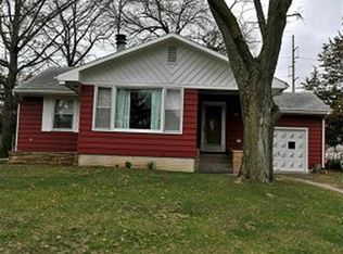 325 Summit Ave SE, Swisher, IA 52338