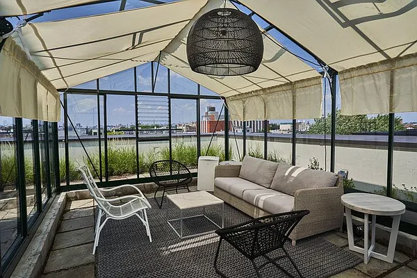 Rented by Compass | media 20