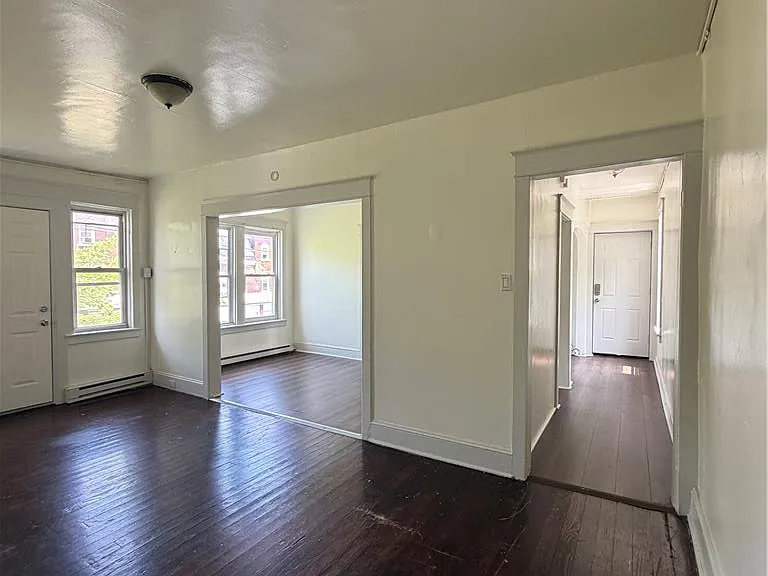 408 W Washington St #2W — Photo 8