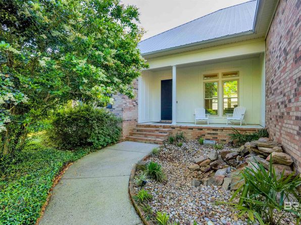933 Sea Cliff Dr, Fairhope, AL 36532