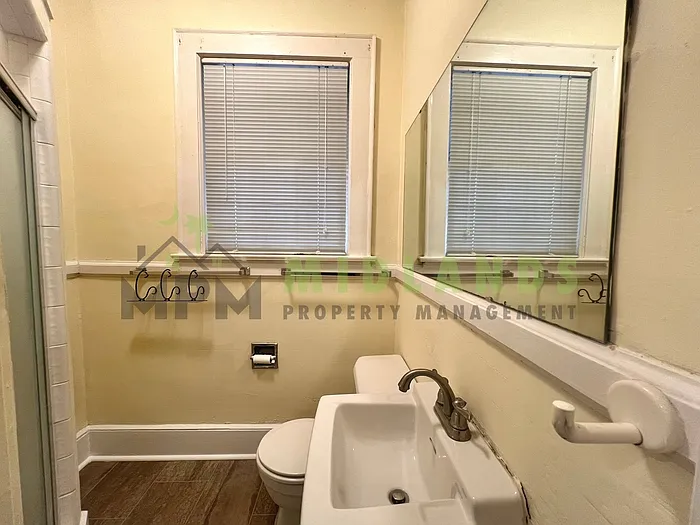 2501 Blossom St — Photo 6