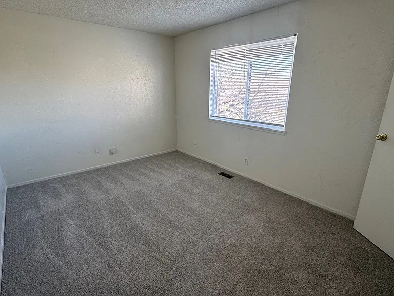 1286 S Uvalda St — Photo 16