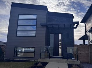 587 Kloppenburg Cres #A, Saskatoon, SK S7W0P1