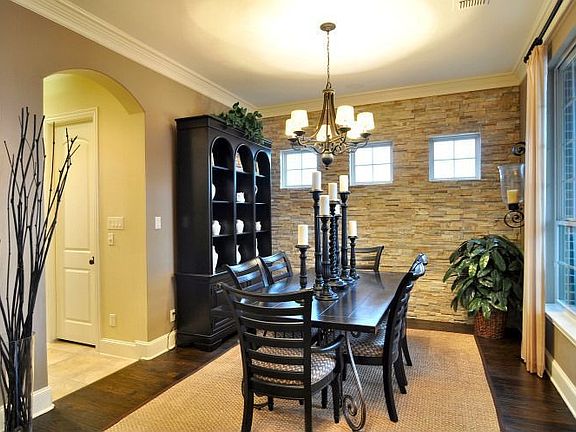 3rd image of 1421 Cedar Hollow Dr