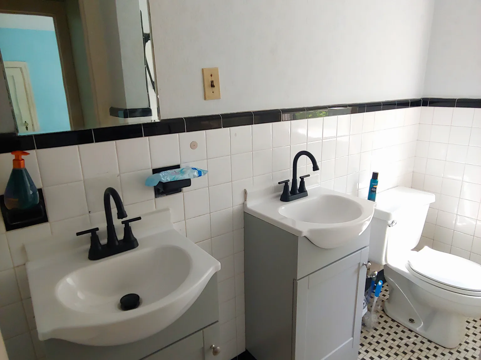 3 bed, 1168 sqft, $3,300 — Photo 3