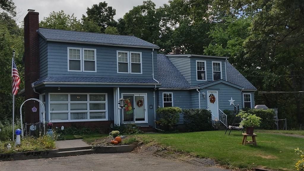 39 Sullivan St, Attleboro, MA 02703 Zillow