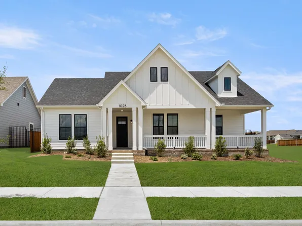 1023 Rylan St, Midlothian, TX 76065