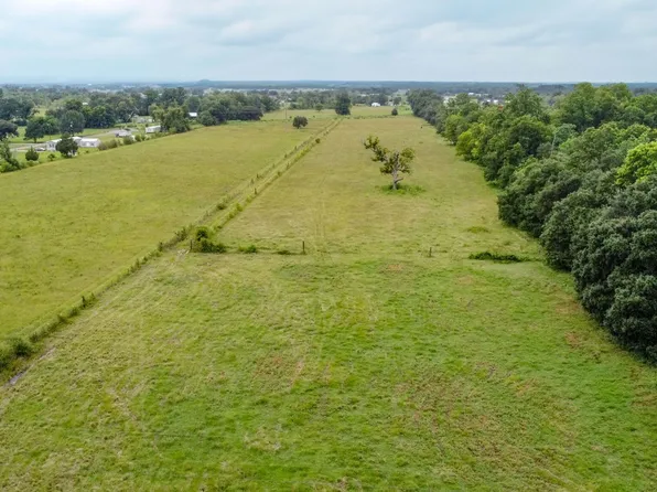 Douet Rd, Breaux Bridge, LA 70517